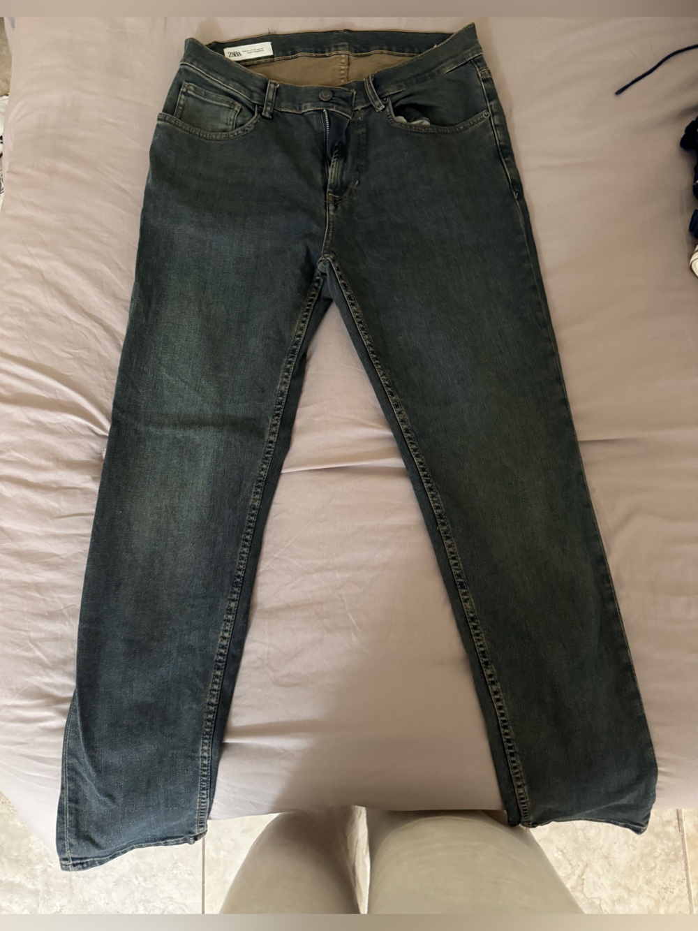 Men’s Zara straight jeans